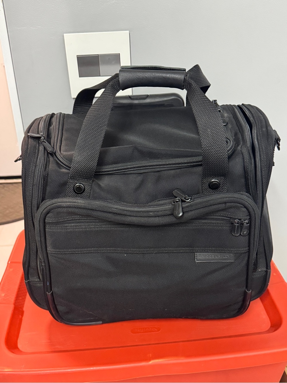 Briggs & Riley U112 2 Wheel Cabin/Carry-On Bag
